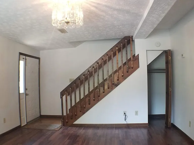 1010 Buffalo St #3 — Photo 10