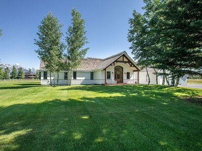 150 Sylvia Dr, Jackson, WY, 83001