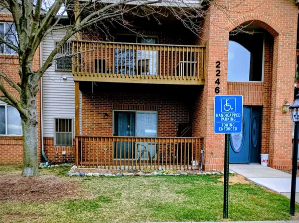2246 Touchdown Ct Unit 1, Ypsilanti, MI 48197
