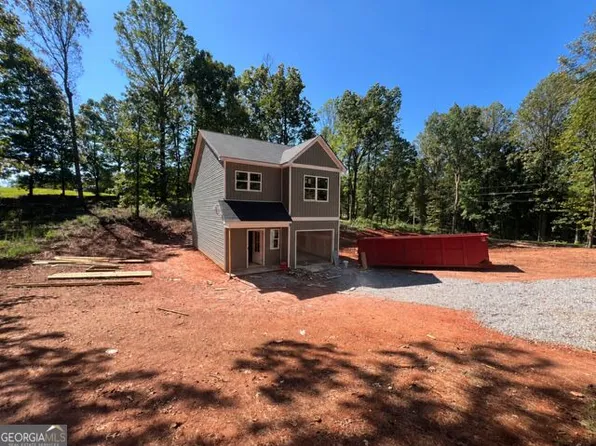 282 Montego Bay Trl, Clarkesville, GA 30523