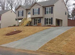 2203 Avalon Trce, Winder, GA 30680