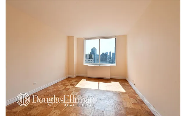 Rented by Douglas Elliman | media 6