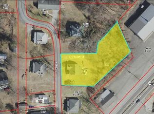 506 Kyle St, Mount Airy, NC 27030