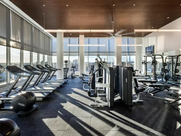 474 Warren Street image 1 of 40