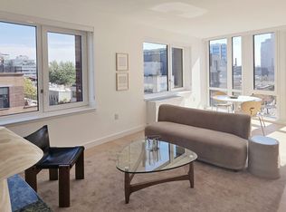 233 50th Ave #W802, Long Island City, NY 11101