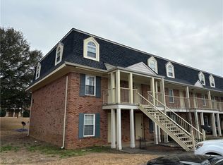 1761 Wire Rd #39, Auburn, AL 36832
