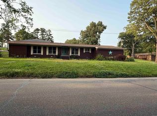 1484 Hamilton Ave E, Wynne, AR 72396