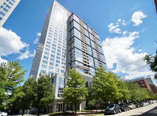 1901 S Calumet Ave #2404, Chicago, IL 60616