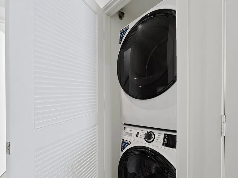 In-Suite Washer & Dryer