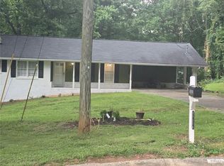 2826 Manor Ct, Snellville, GA 30078
