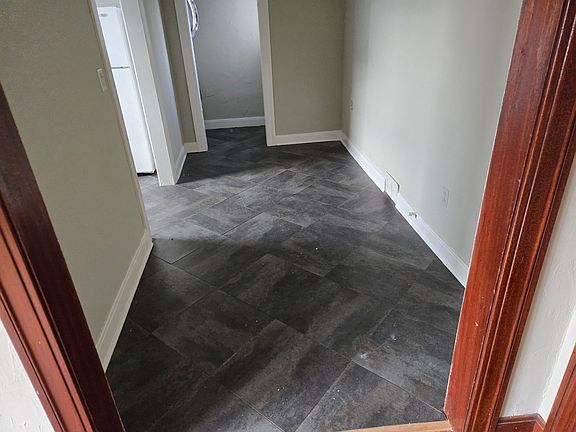 2nd image of 1011 NW 20th St #2