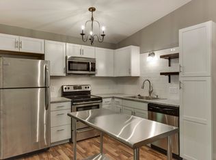 3665 Lyric Ave, Wayzata, MN 55391