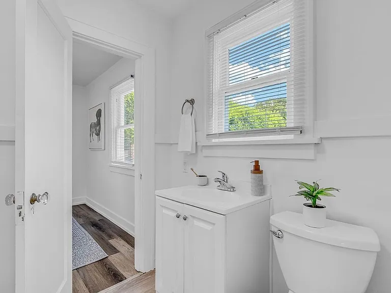 26 N Morgan St — Photo 9