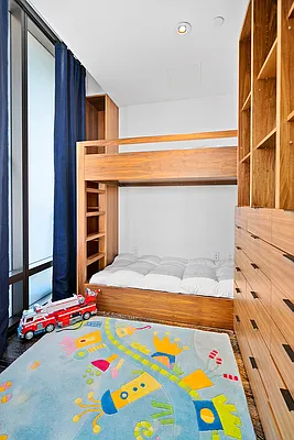 Sold by Compass | media 20