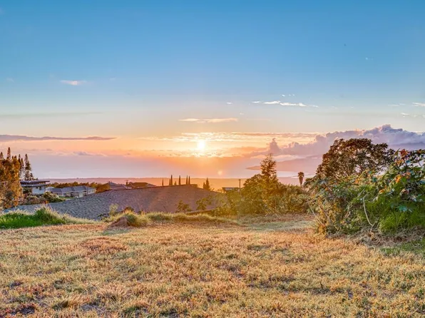 805 Kukia Pl #A, Kula, HI 96790