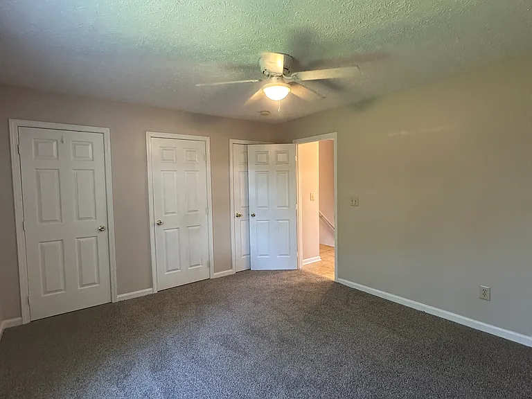 115 Edward Ct #4 — Photo 11