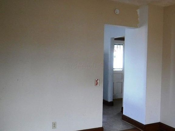 5th image of 346 Columbian Ave