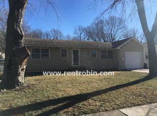 109 SW Walnut St, Lees Summit, MO 64063