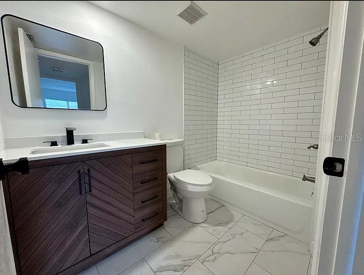 9700 Starkey Rd #322 — Photo 8