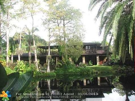1st image of 8989 NW 70th Ct