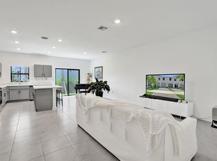 975 NW 3rd Terrace, Pompano Beach, FL 33060