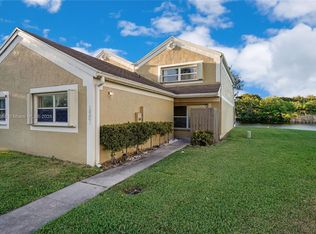 12261 NW 15th St, Pembroke Pines, FL 33026