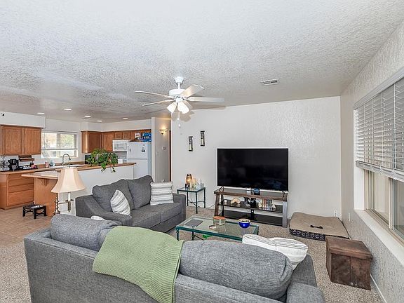 3rd image of 10181 E 35th Pl