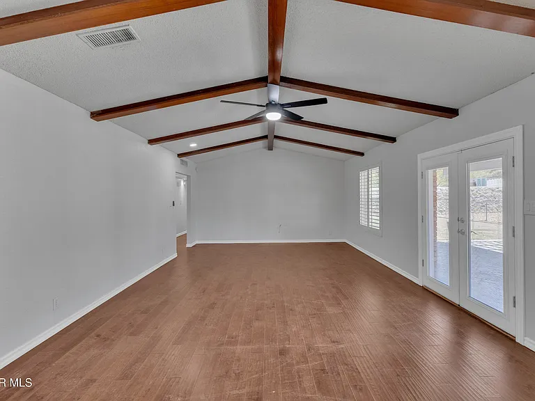 7112 Ramada Dr — Photo 13