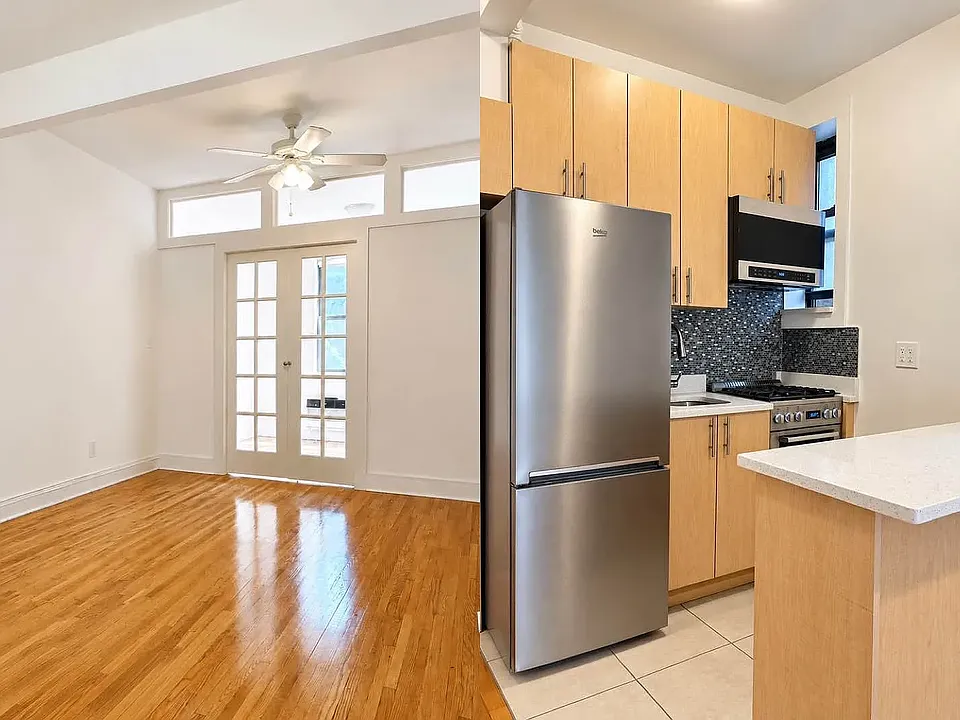151 E 26th St #3A