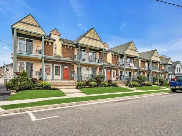 207 13th Ave APT 2, Belmar, NJ 07719