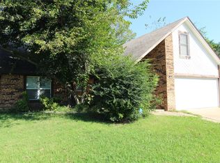 832 W Waco Pl S, Broken Arrow, OK 74011