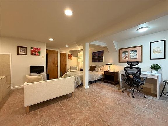 5th image of 5454 Canal Blvd #E