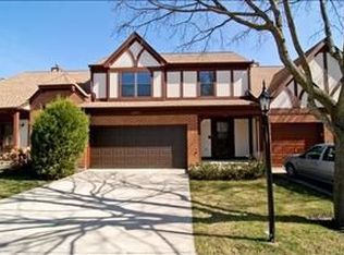 2957 Ashton Ct, Westchester, IL 60154