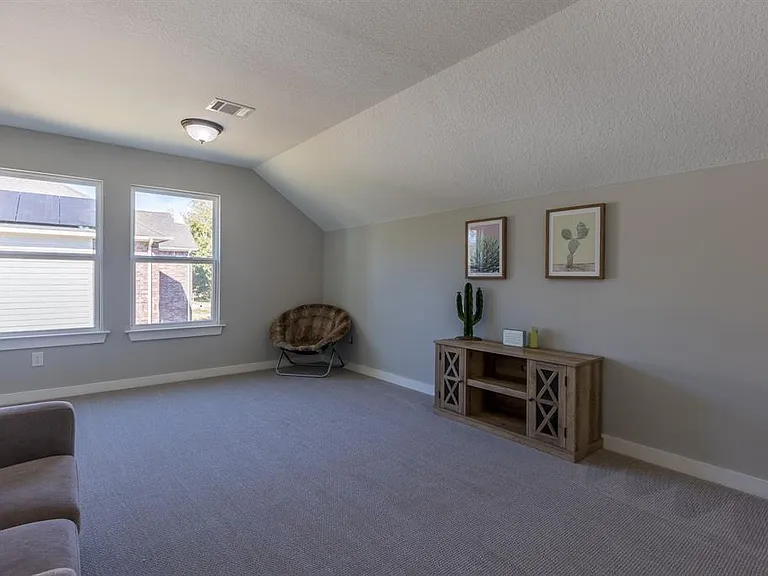 522 Jeremy Ct — Photo 30