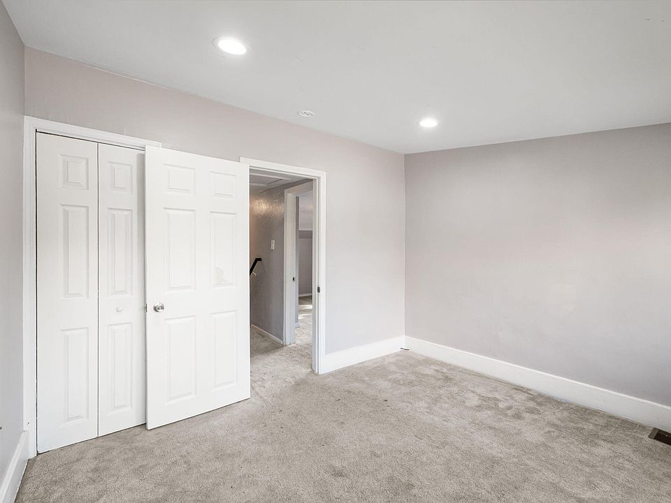 22134 Pleasant Ave, photo 23
