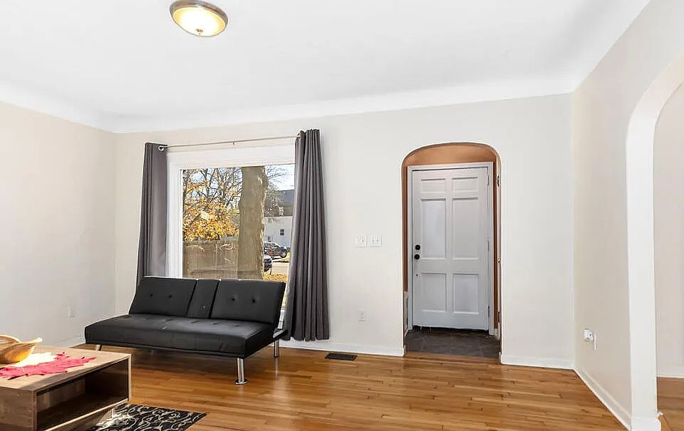 2nd image of 1111 Orville St SE #1