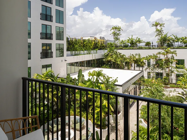 Wynwood Plaza Residences — Photo 51