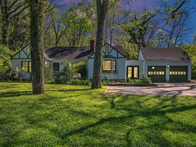 3809 Harding Pl, Nashville, TN, 37215