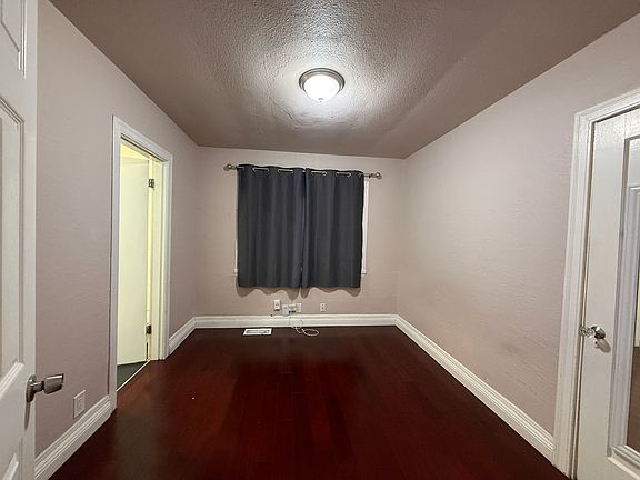 5th image of 2651 Sacramento St #1