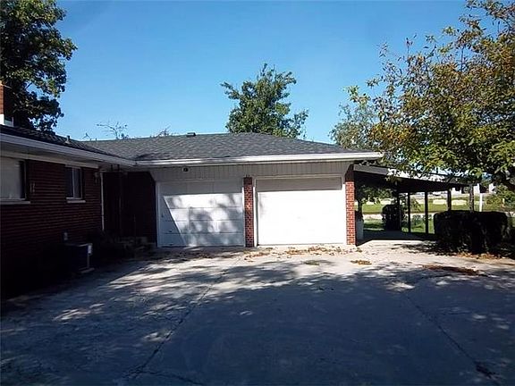 4th image of 956 W Hanna Ave