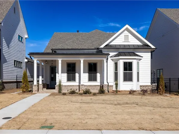 525 Godfrey Dr, Cumming, GA 30040