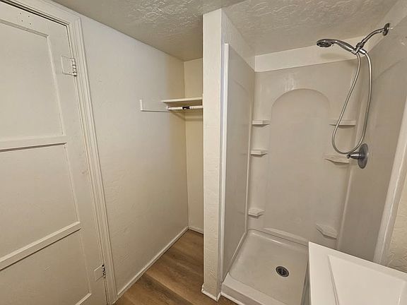 5th image of 767 N Main St #8