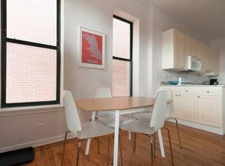 1875 N Howe St APT 2R, Chicago, IL 60614