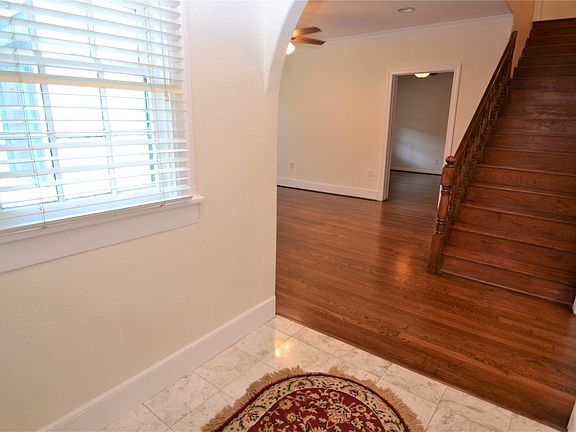 5th image of 2135 Bissonnet St