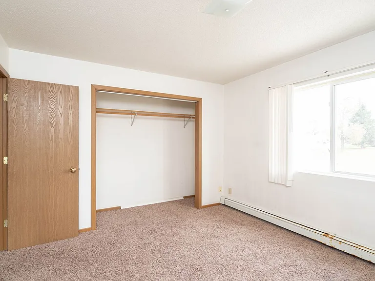 704 Nicc Apt Dr — Photo 13