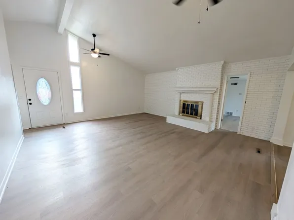 4407 N Central Rd, Bethany, OK 73008