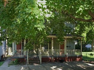 845 N 7th St, Springfield, IL 62702