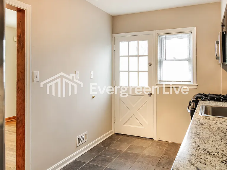 54 Stemmers Run Rd — Photo 8