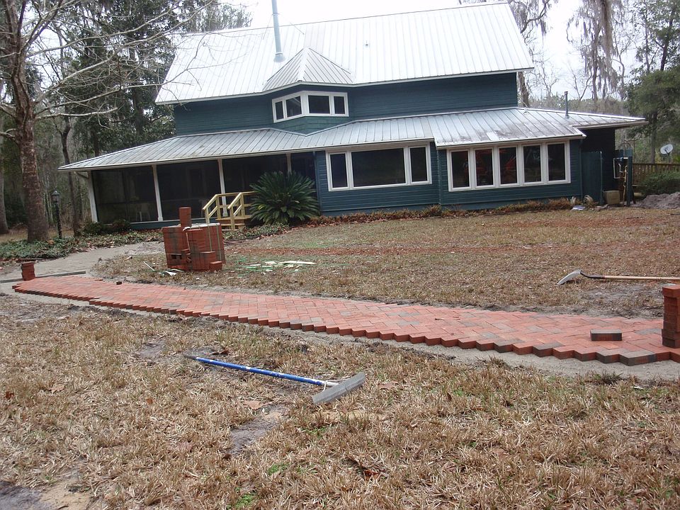Brick paved entrance