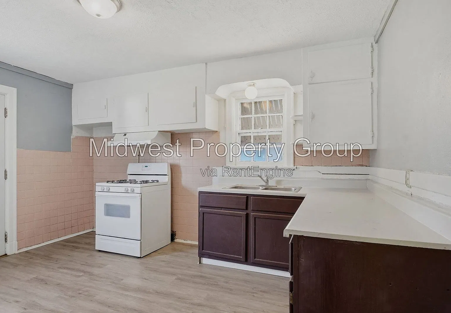 2 bed, 1.0 bath, 759 sqft, $995 — Photo 4